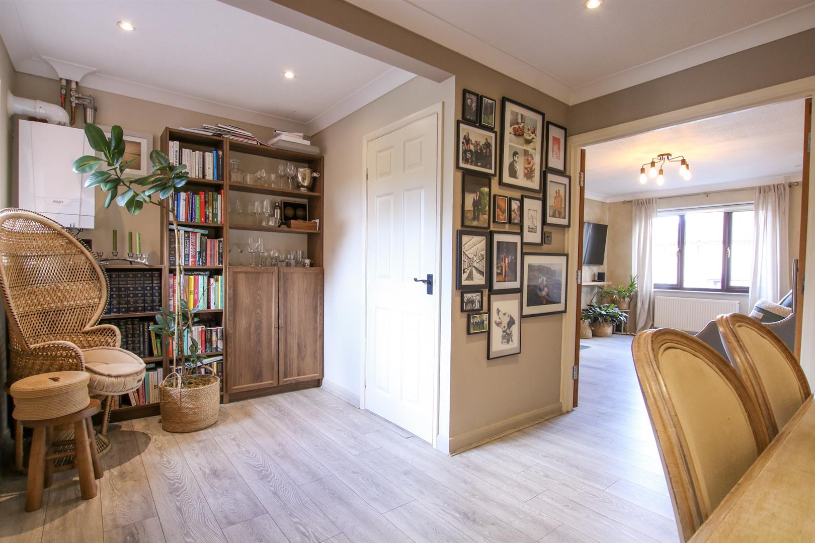 Surrey Close, Framlingham Gallery Image